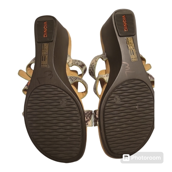 Vionic Radia Wide Wedge Slip on Adjustable Strappy Size 7 - Picture 2 of 8